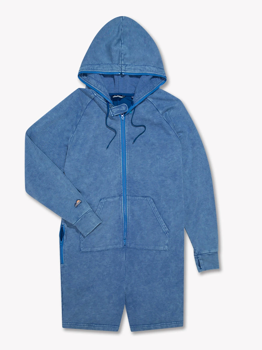 The Deep Blue Sky (FT Chubbsie) 1 The Deep Blue Sky (FT Chubbsie)