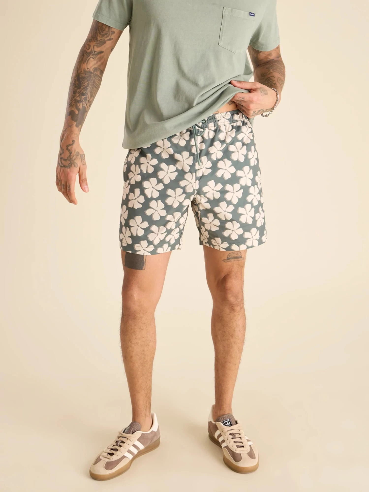 The Daisy Chain 6" (Freestyle Short) 2 The Daisy Chain 6" (Freestyle Short) - Image 2