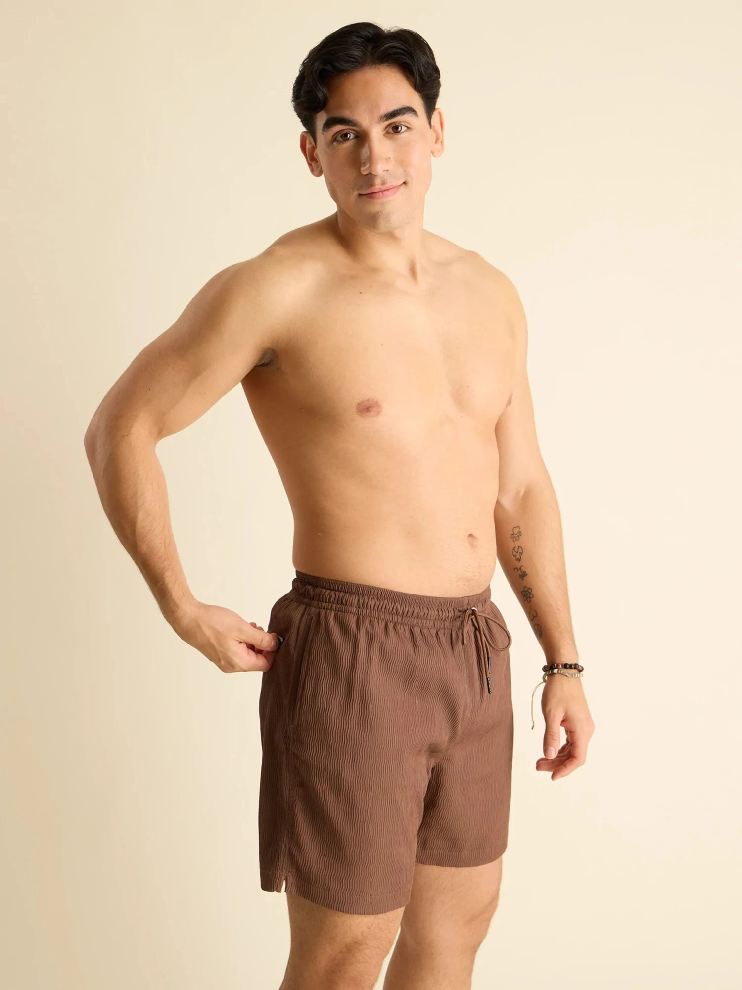 The Hot Chocolates 5.5" (Textured Lined Swim) 6 The Hot Chocolates 5.5" (Textured Lined Swim) - Image 6