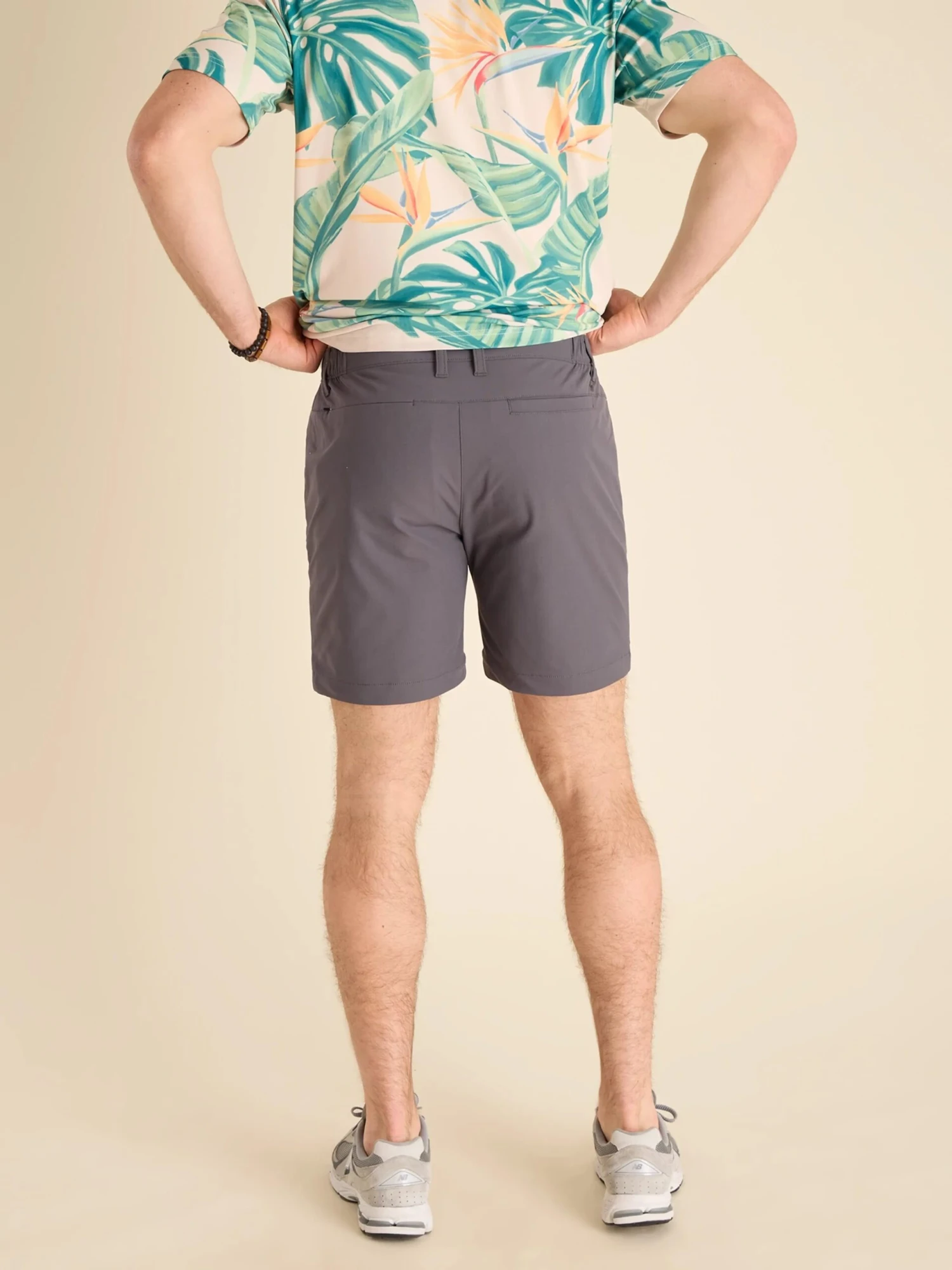 The Musts (Fairway Short) 2 The Musts (Fairway Short) - Image 2