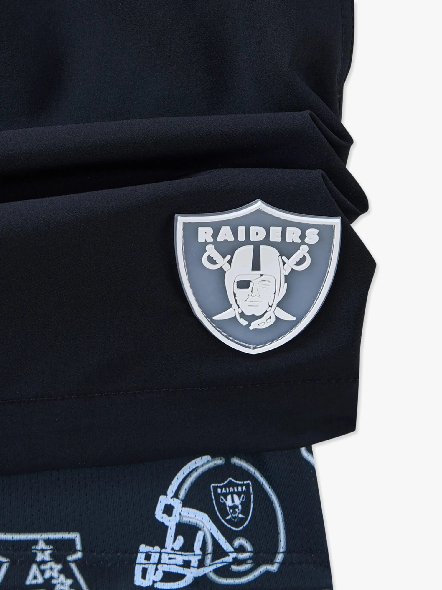 The Raiders 5.5" (NFL Classic Lined Swim Trunks) 2 The Raiders 5.5" (NFL Classic Lined Swim Trunks) - Image 2