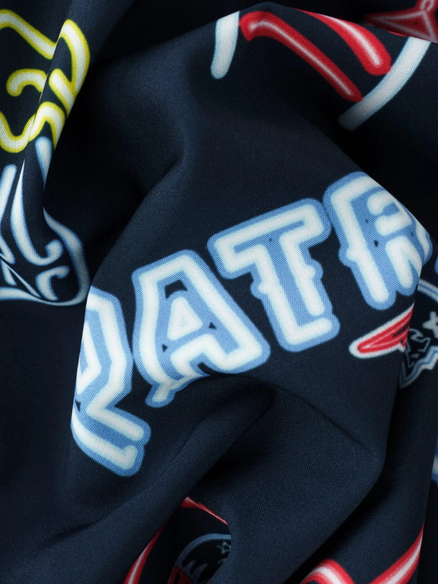 The Neon Patriots 5.5" (NFL Classic Lined Swim Trunks) 2 The Neon Patriots 5.5" (NFL Classic Lined Swim Trunks) - Image 2